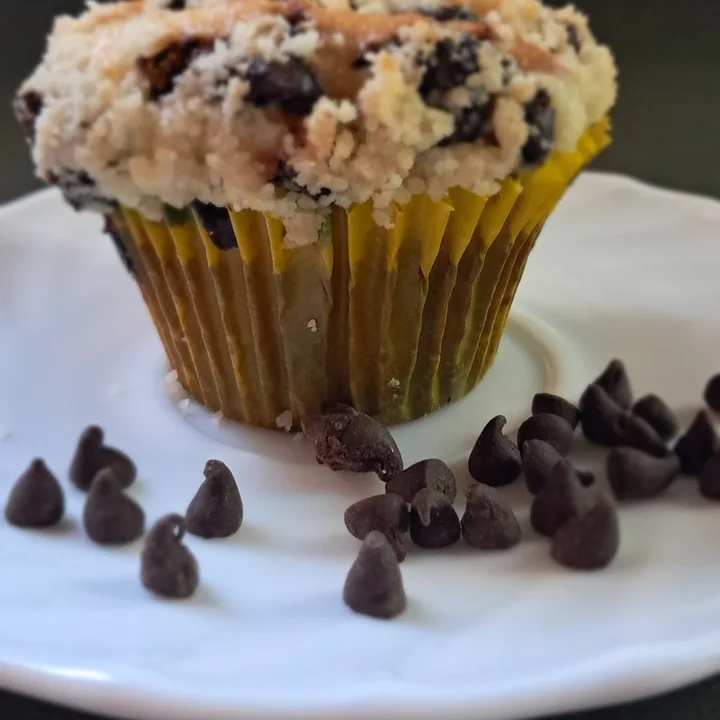 Muffin de naranja con chips casero de Delimón
